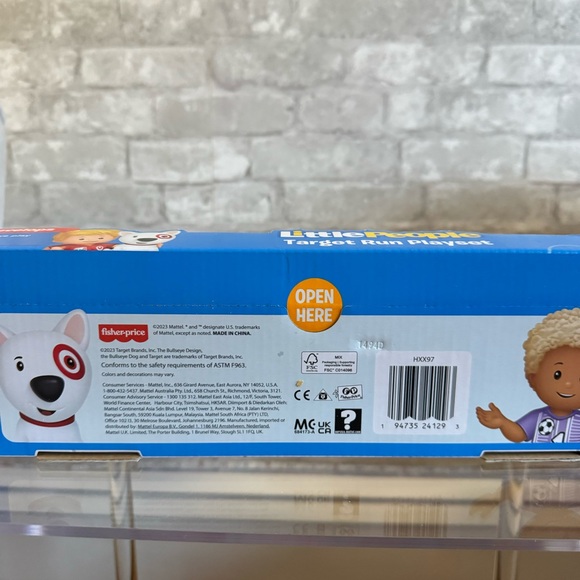 Fisher-Price Little People Target Run Playset - Picture 3 of 11